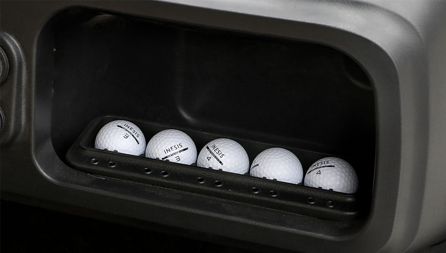 STORAGE COMPARTMENT WITH GOLF BALL & TEE HOLDER